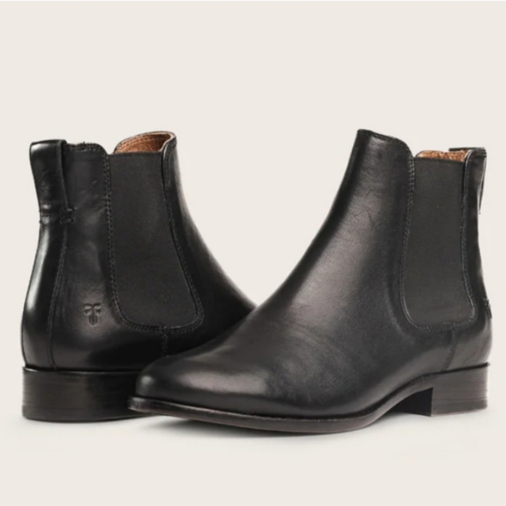 FRYE Carly Chelsea Leather Heel Ankle Boots Size 7.5